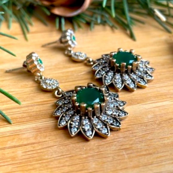 925 Sterling Silver, Emerald &Topaz drop Earrings - Picture 6 of 10